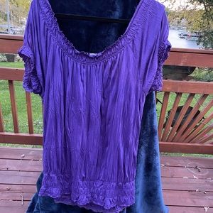 Soft and flows 2x Derek Heart shirt Dries wrinkle free!!!